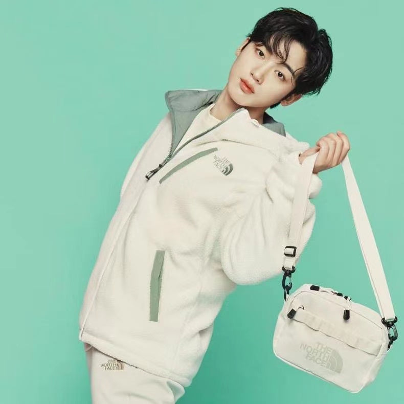 THE NORTH FACE 北臉 雙面穿羊羔絨衍縫外套