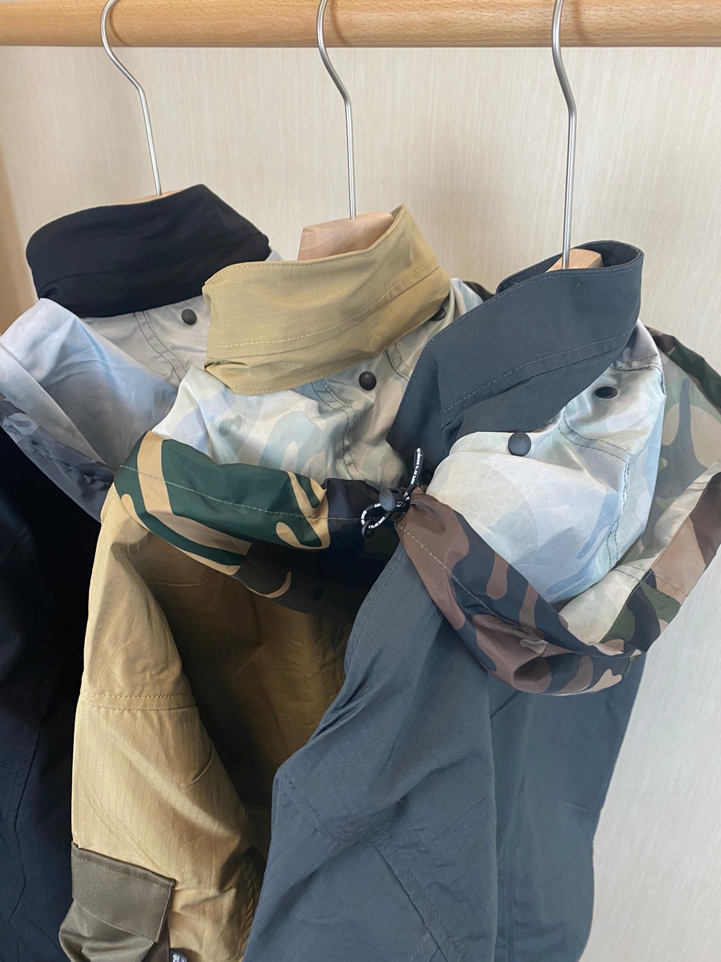 - 全新特價 - AAPE BY *A BATHING APE® MILITATY BOMBER 軍事風口袋機能夾克(卡其M)