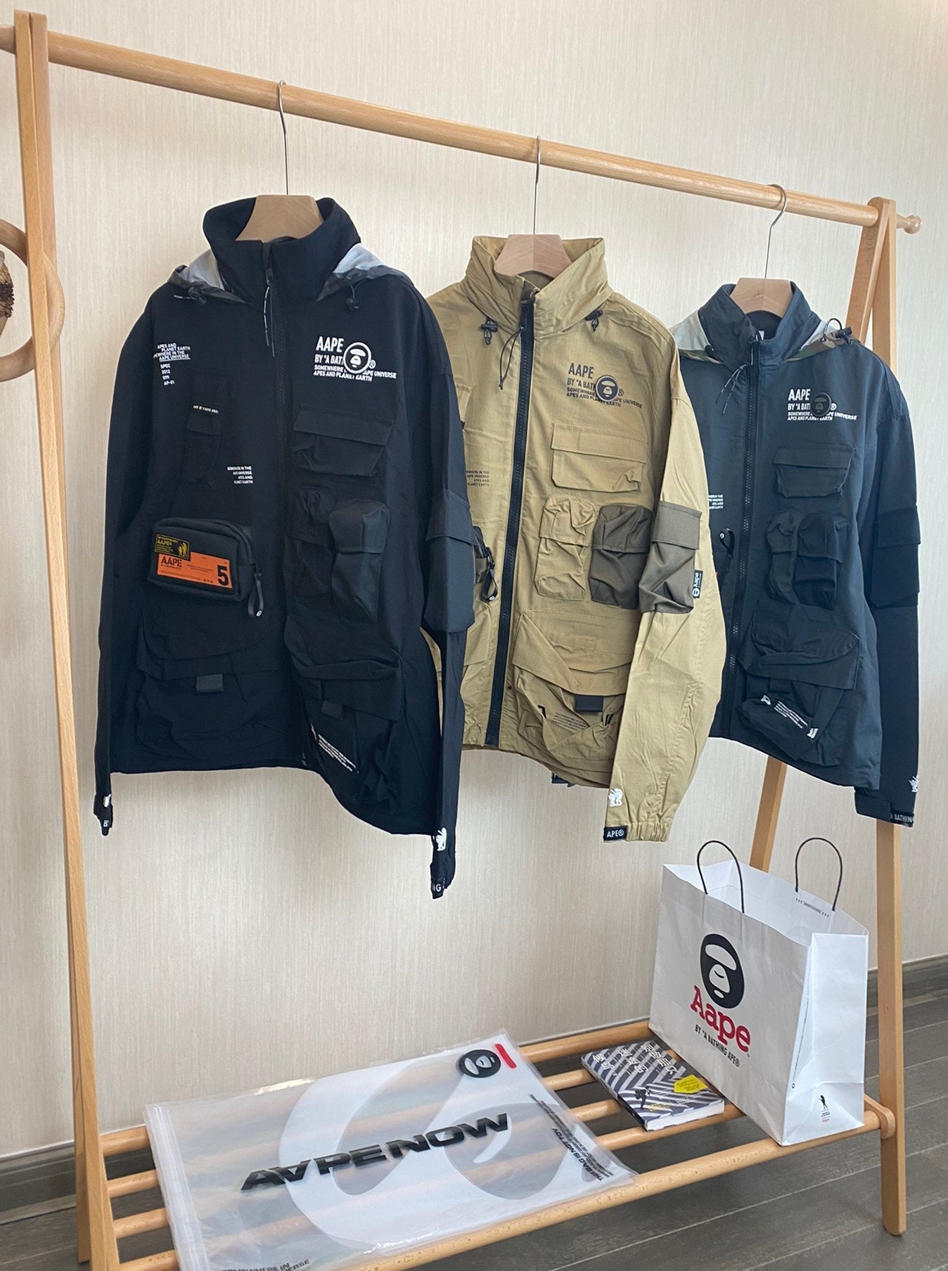 - 全新特價 - AAPE BY *A BATHING APE® MILITATY BOMBER 軍事風口袋機能夾克(卡其M)