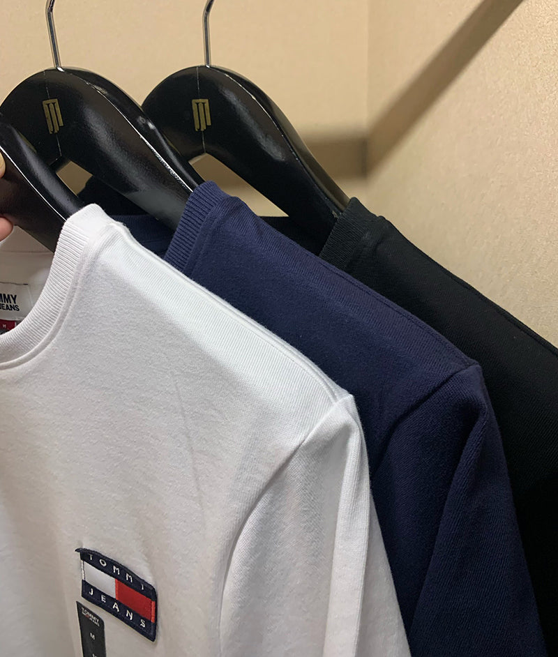 TOMMY JEANS 刺繡LOGO純色短袖上衣