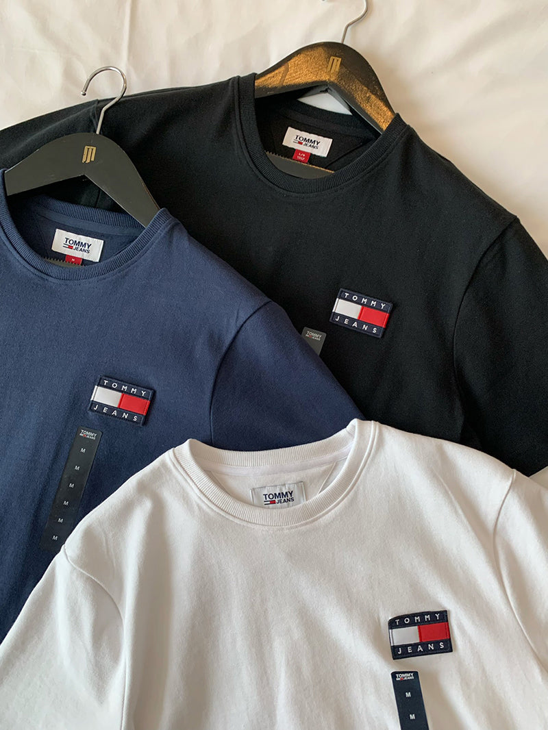 TOMMY JEANS 刺繡LOGO純色短袖上衣