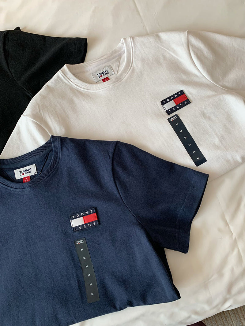 TOMMY JEANS 刺繡LOGO純色短袖上衣