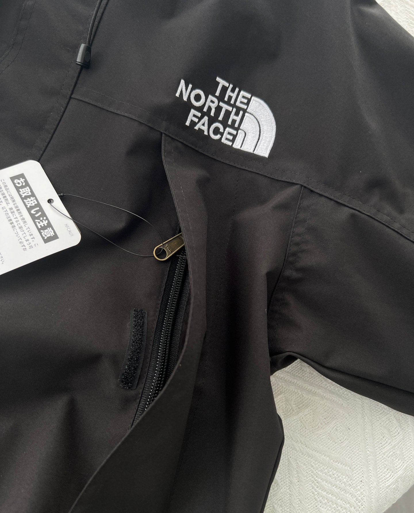 THE NORTH FACE MOUNTAIN LIGHT JACKET GORE-TEX 北臉防水透氣夾克