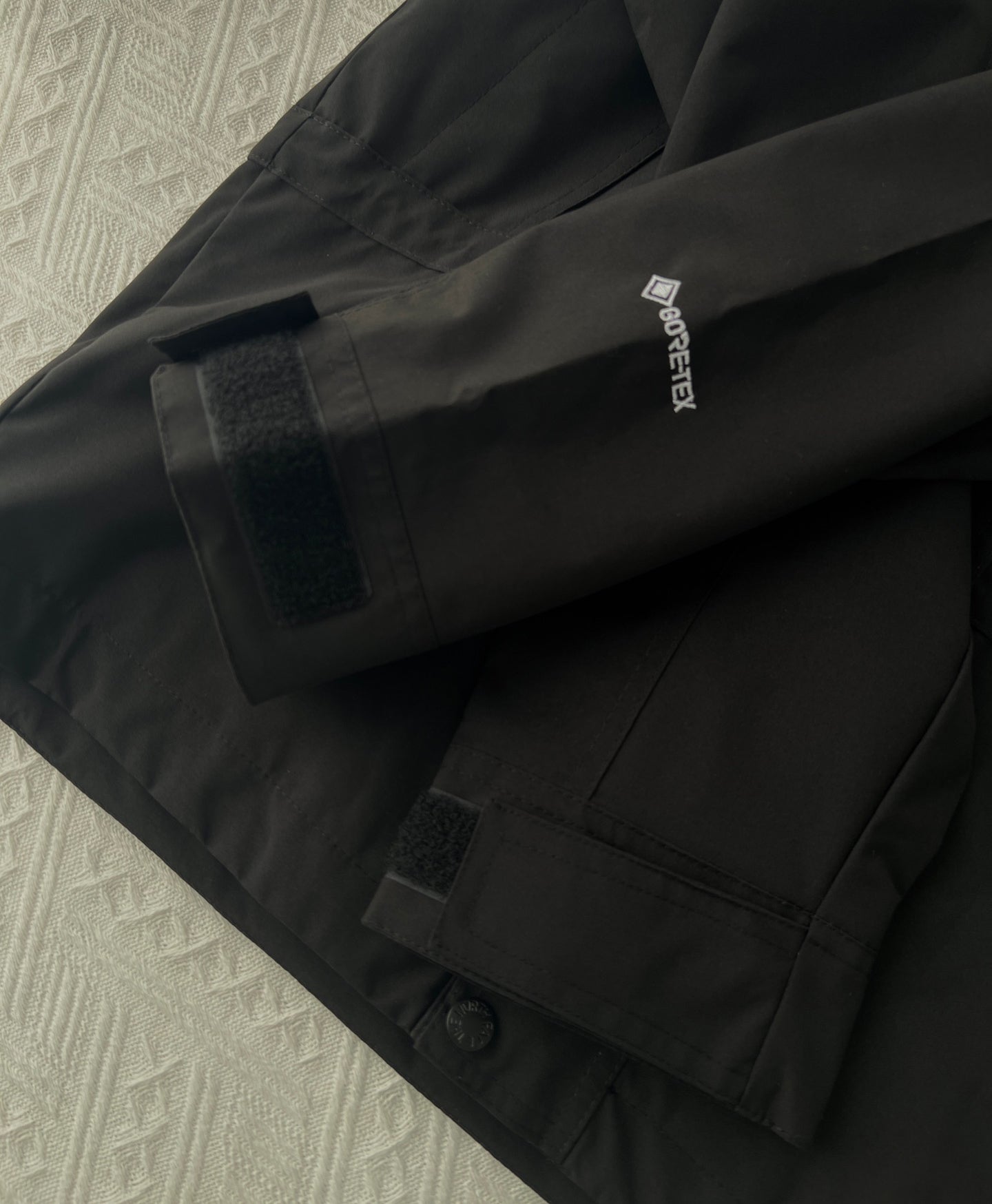 THE NORTH FACE MOUNTAIN LIGHT JACKET GORE-TEX 北臉防水透氣夾克
