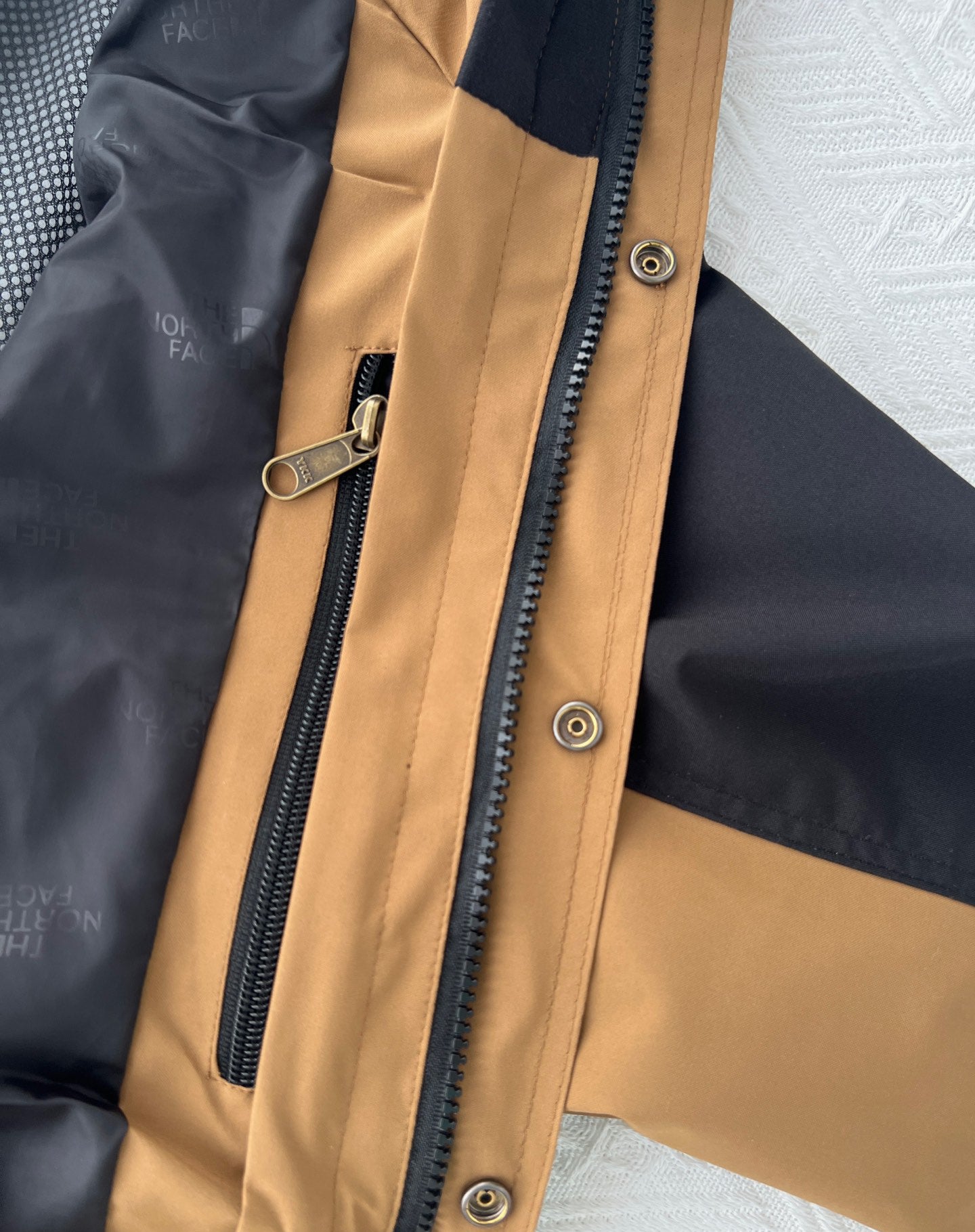 THE NORTH FACE MOUNTAIN LIGHT JACKET GORE-TEX 北臉防水透氣夾克