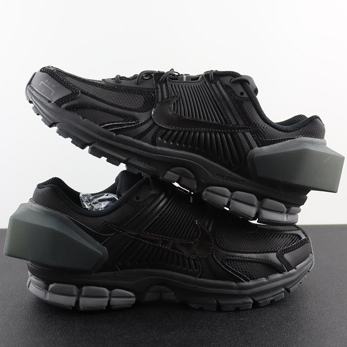 A-Cold-Wall x Nike Air Zoom Vomero 5 黑色機能運動鞋