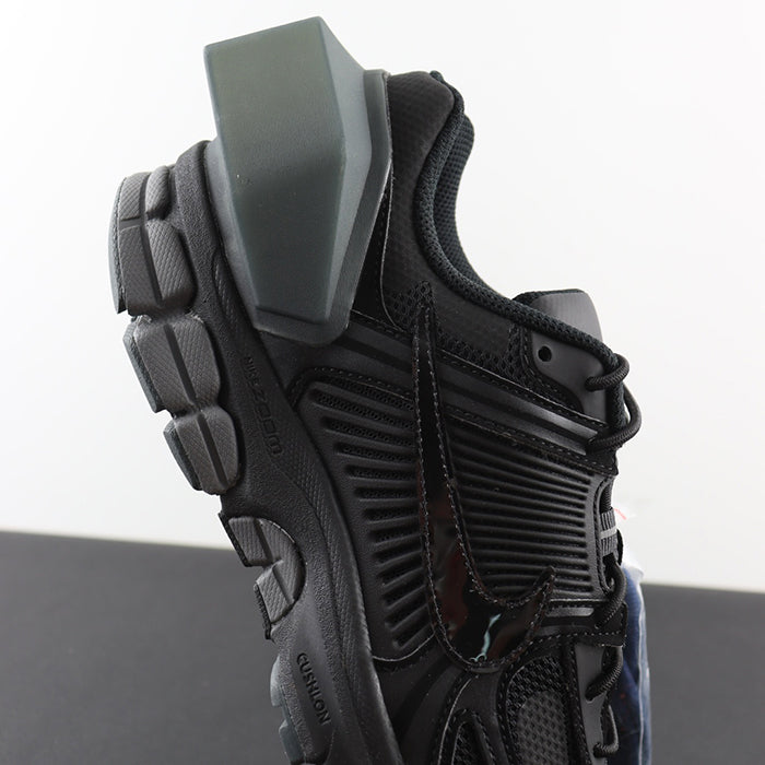 A-Cold-Wall x Nike Air Zoom Vomero 5 黑色機能運動鞋