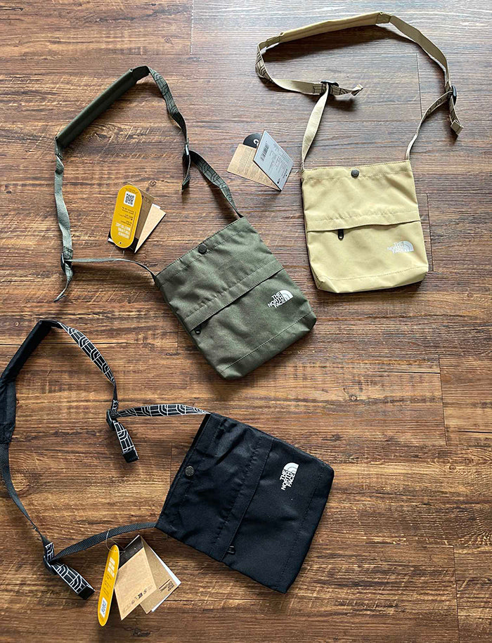THE NORTH FACE 北臉輕量尼龍斜跨包