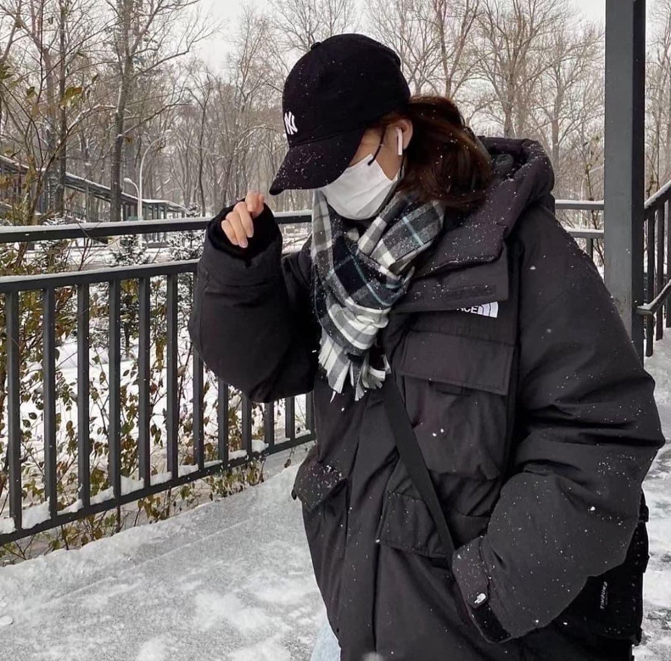 THE NORTH FACE 北臉 多口袋機能鋪棉外套