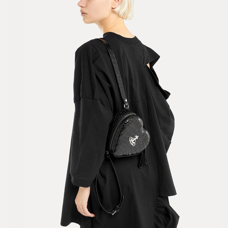 Vivienne Westwood 鱷魚壓紋迷你愛心背包