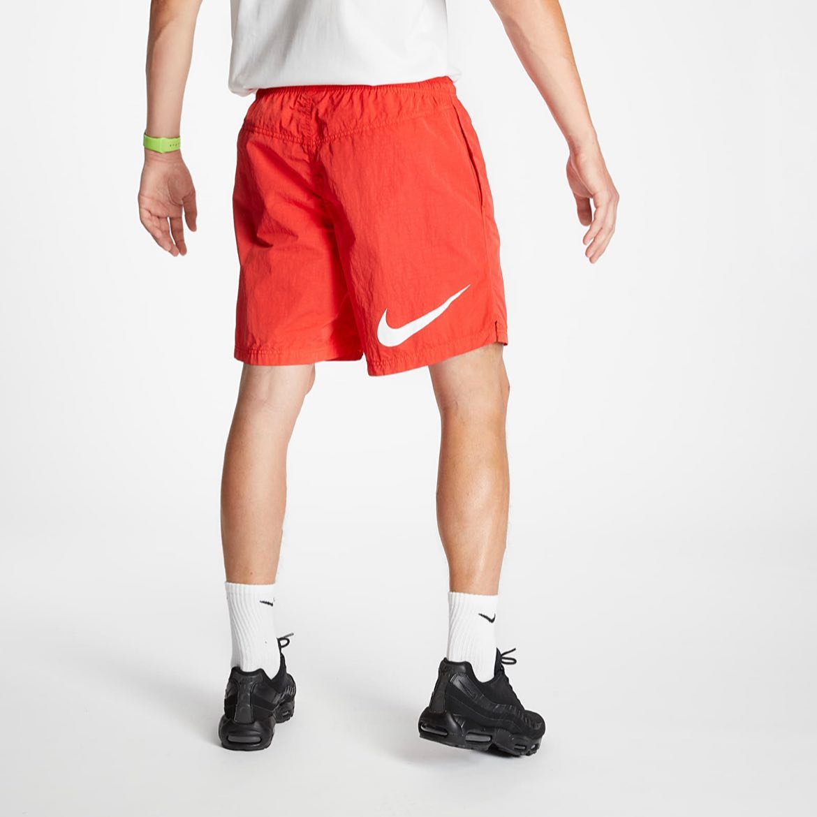 STUSSY x NIKE 夏季水陸短褲