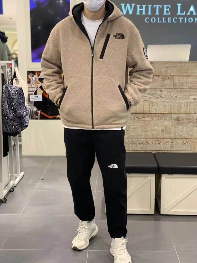 THE NORTH FACE 北臉 雙面穿羊羔絨衍縫外套