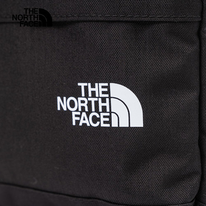THE NORTH FACE 北臉輕量尼龍斜跨包