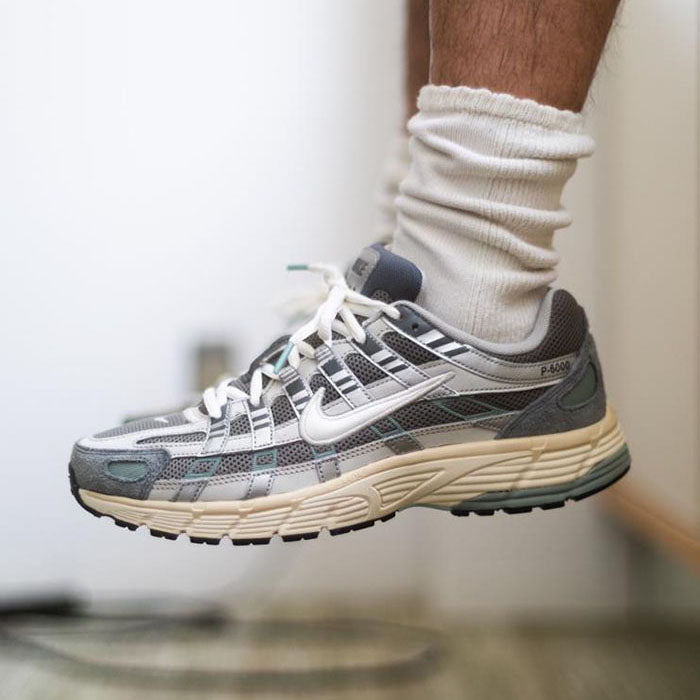 NIKE P-6000 FN7509-029 復古運動鞋-礦石灰