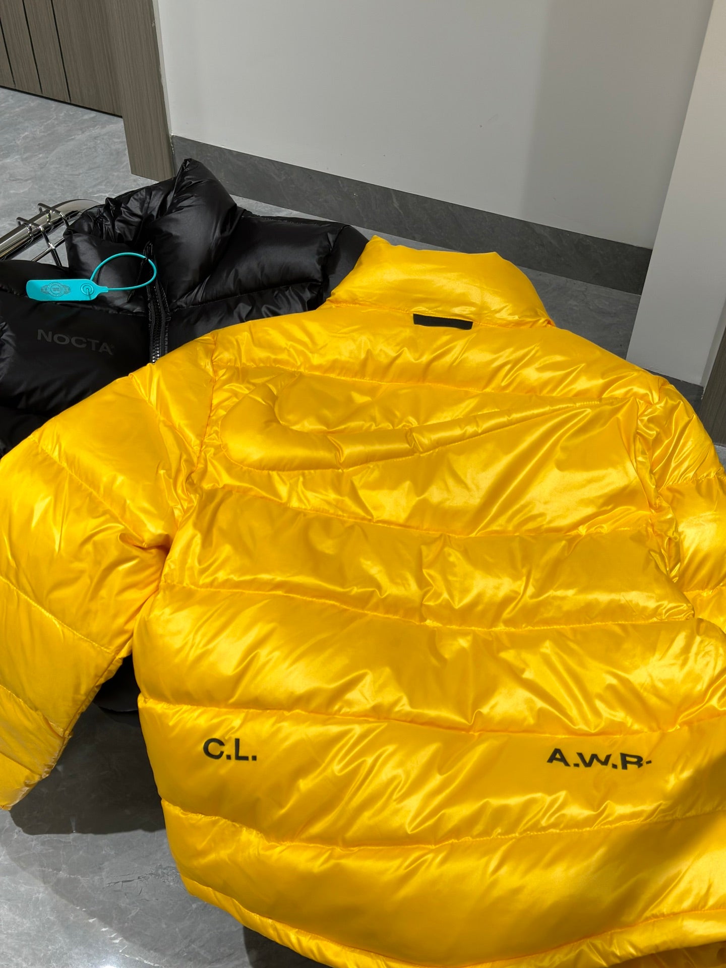 Nike x NOCTA Sunset Puffer Jacket 聯名立體浮雕羽絨外套