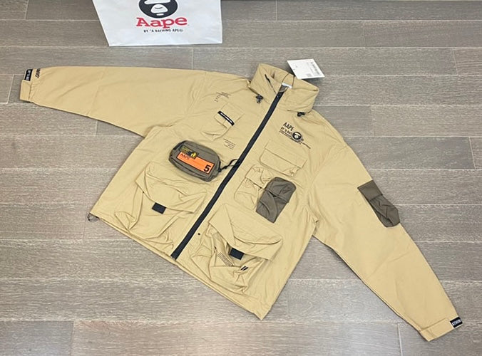 - 全新特價 - AAPE BY *A BATHING APE® MILITATY BOMBER 軍事風口袋機能夾克(卡其M)