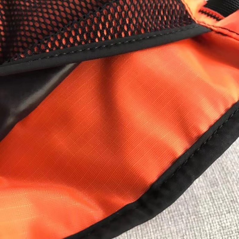 Acne Studios 肩背斜跨尼龍小方包 - VANASH