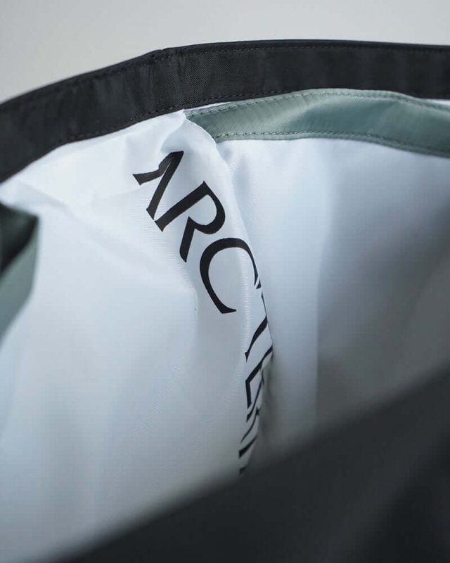 Arc'teryx Carrier 45 始祖鳥托特包 - VANASH