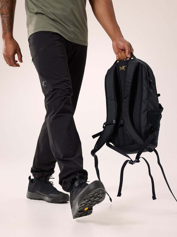 ARC'TERYX Mantis 16L 始祖鳥多功能後背包 - VANASH