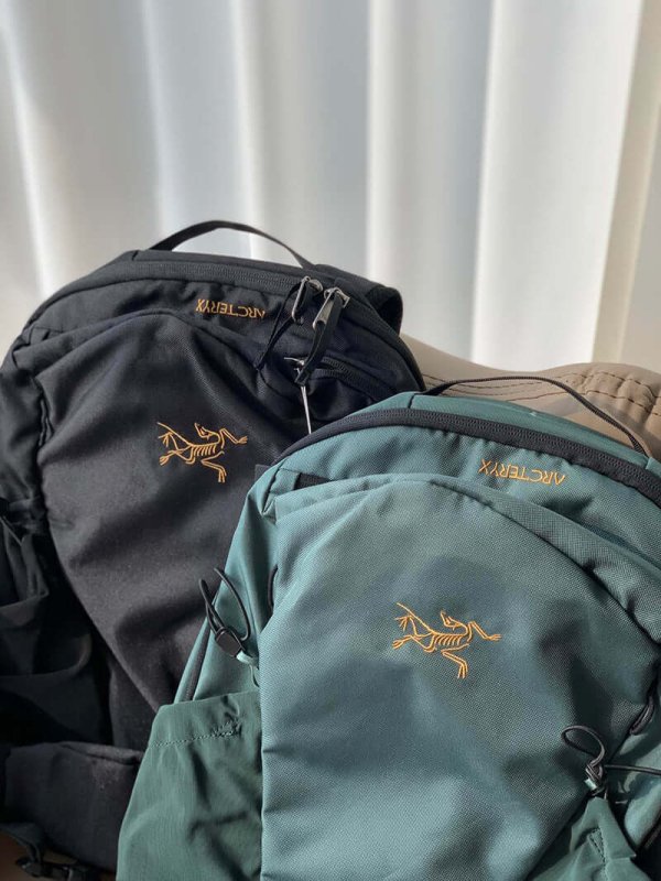 ARC'TERYX Mantis 16L 始祖鳥多功能後背包 - VANASH