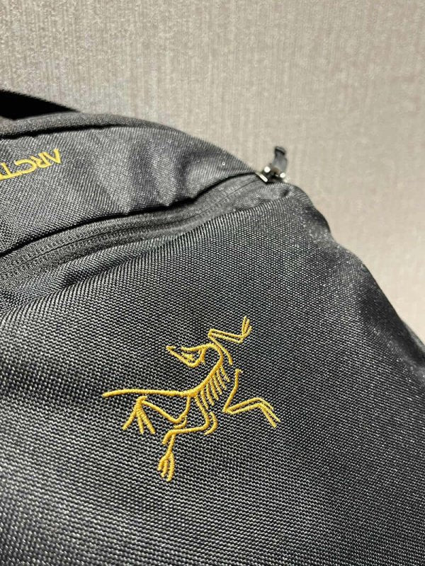 ARC'TERYX Mantis 16L 始祖鳥多功能後背包 - VANASH