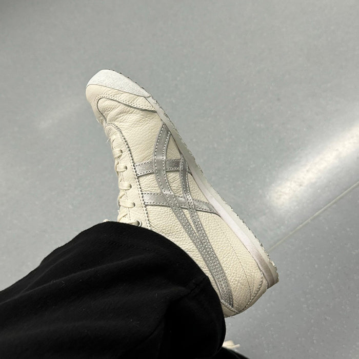 Onitsuka Tiger MEXICO 66 白底銀虎爪紋 D508K-0193
