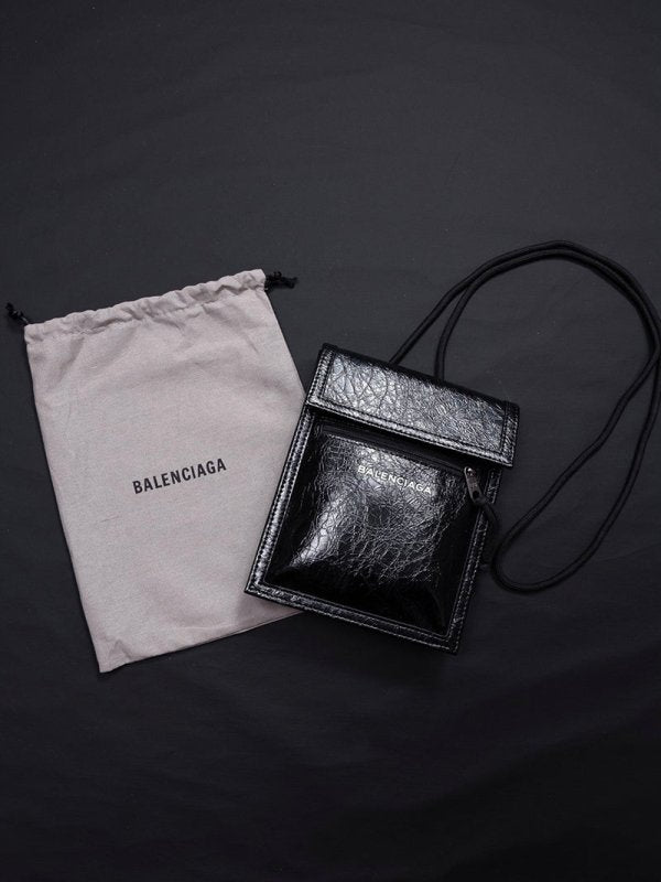 BALENCIAGA SMALL EXPLORER 巴黎世家皮革斜跨包 - VANASH