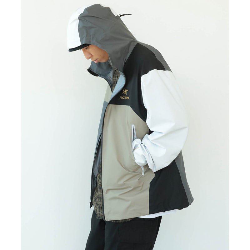 BEAMSx ARC'TERYX 始祖鳥聯名款 撞色連帽硬殼衝鋒衣 - VANASH