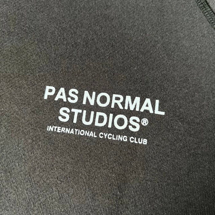 OAKLEY x PAS NORMAL STUDIOS Off-Race 刷毛連帽上衣