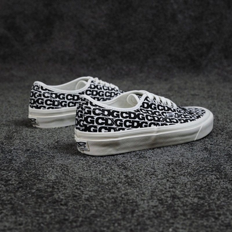 COMME des GARÇONS CDG x Vans Old Skool 川久保玲聯名帆布鞋 - VANASH