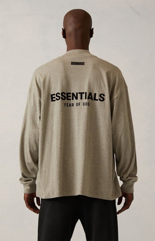 ESSENTIALS 第七季背後壓膠長袖T恤 - VANASH