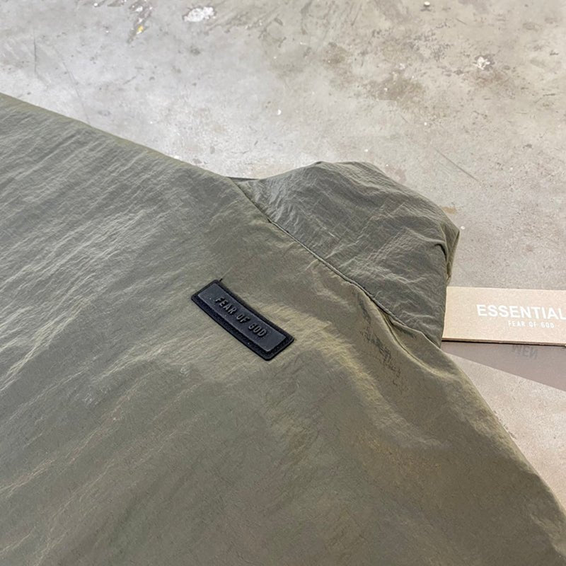 Fear of God ESSENTIALS 尼龍軟殼夾克 - VANASH