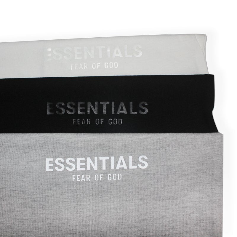 FEAR OF GOD ESSENTIALS 洛杉磯限定反光LOGO短袖T恤 - VANASH