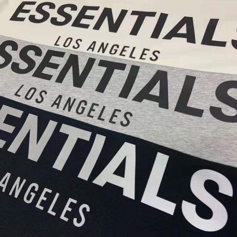 FEAR OF GOD ESSENTIALS 洛杉磯限定反光LOGO短袖T恤 - VANASH