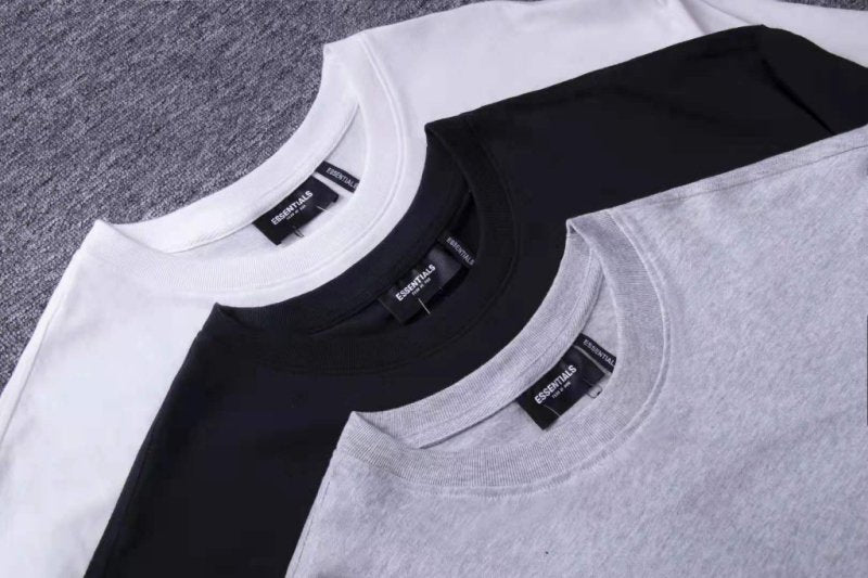 FEAR OF GOD ESSENTIALS 洛杉磯限定反光LOGO短袖T恤 - VANASH