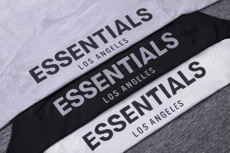 FEAR OF GOD ESSENTIALS 洛杉磯限定反光LOGO短袖T恤 - VANASH