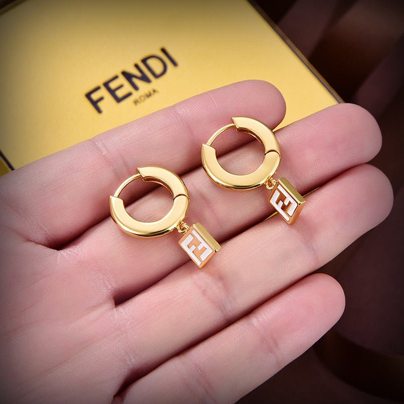 FENDI 金色圈形FF墜飾耳環 - VANASH