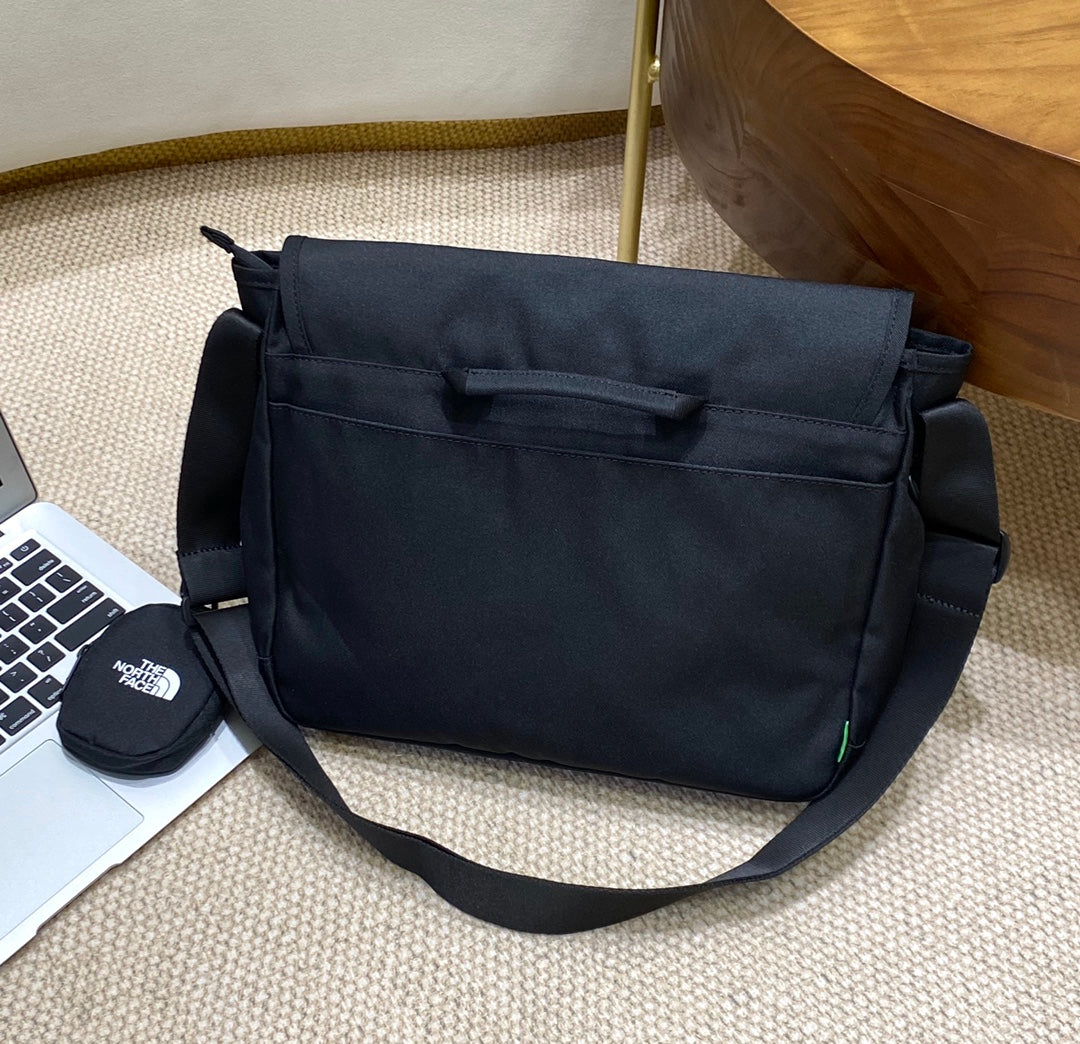THE NORTH FACE 北臉白標郵差包