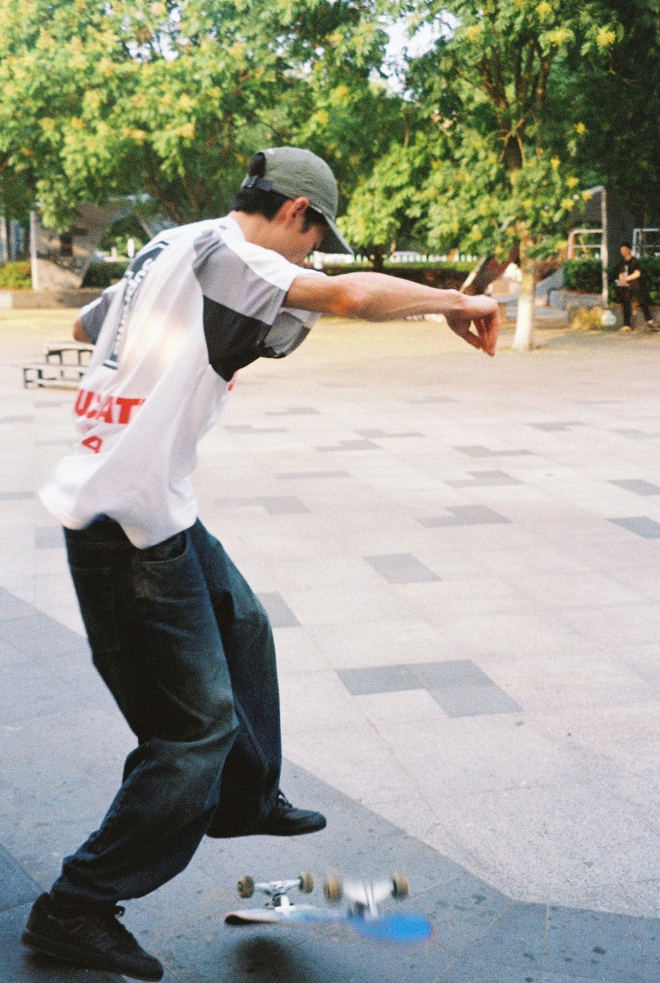 SUPREME x DUCATI SS24 SOCCER JERSEY 足球短袖T恤
