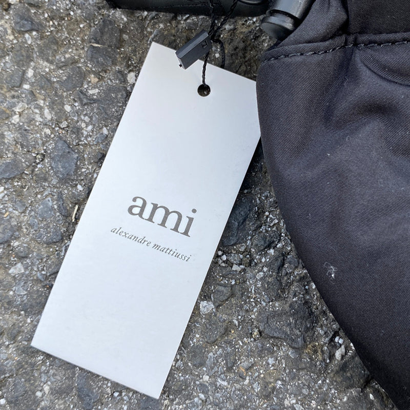 AMI PARIS 純色單肩包