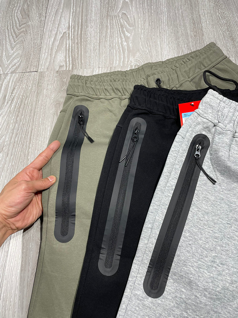NIKE 棉質純色拉鍊短褲