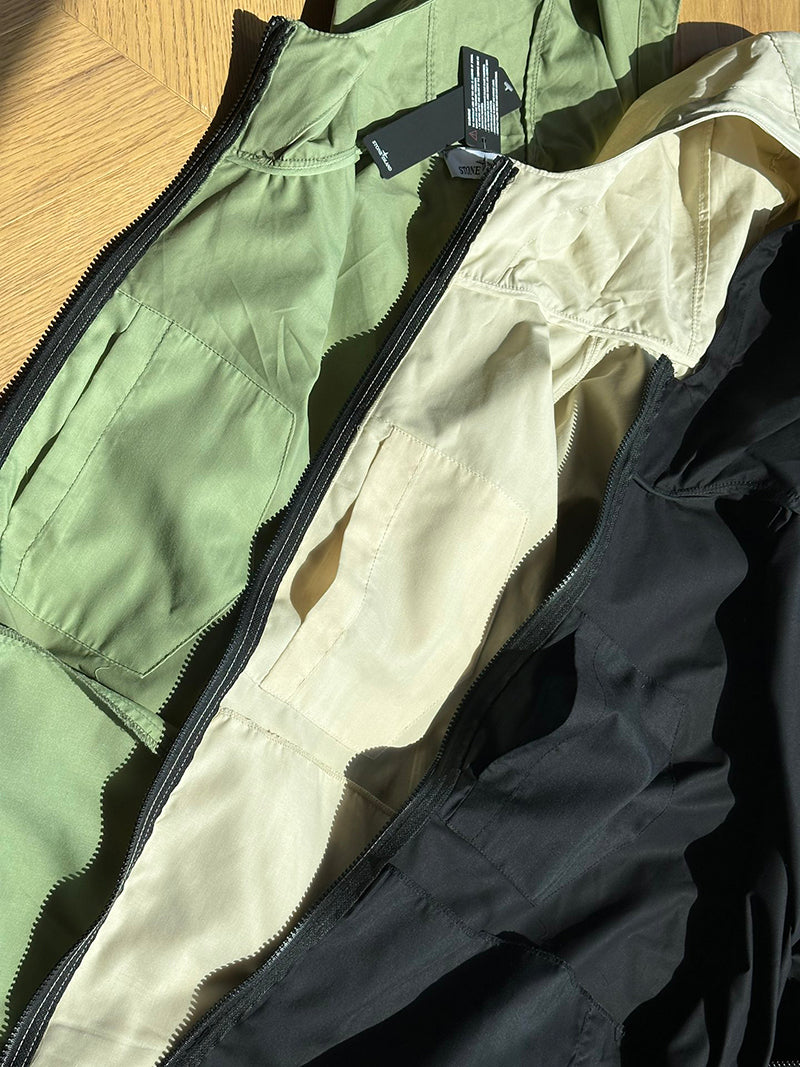 STONE ISLAND 石頭島輕量連帽外套