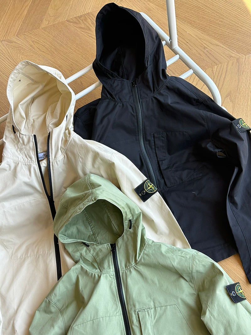 STONE ISLAND 石頭島輕量連帽外套
