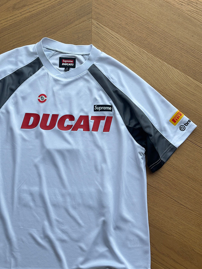SUPREME x DUCATI SS24 SOCCER JERSEY 足球短袖T恤