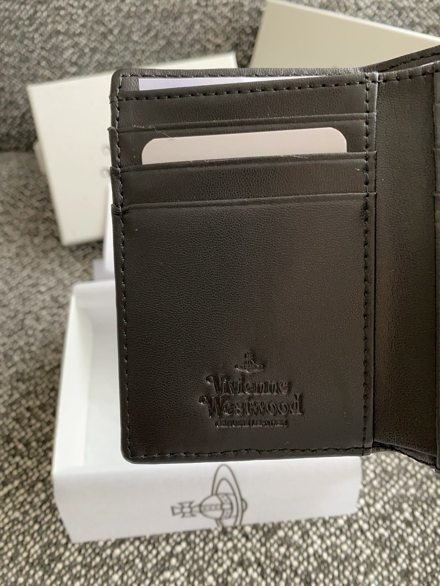 Vivienne Westwood 鱷魚壓紋三摺短夾錢包