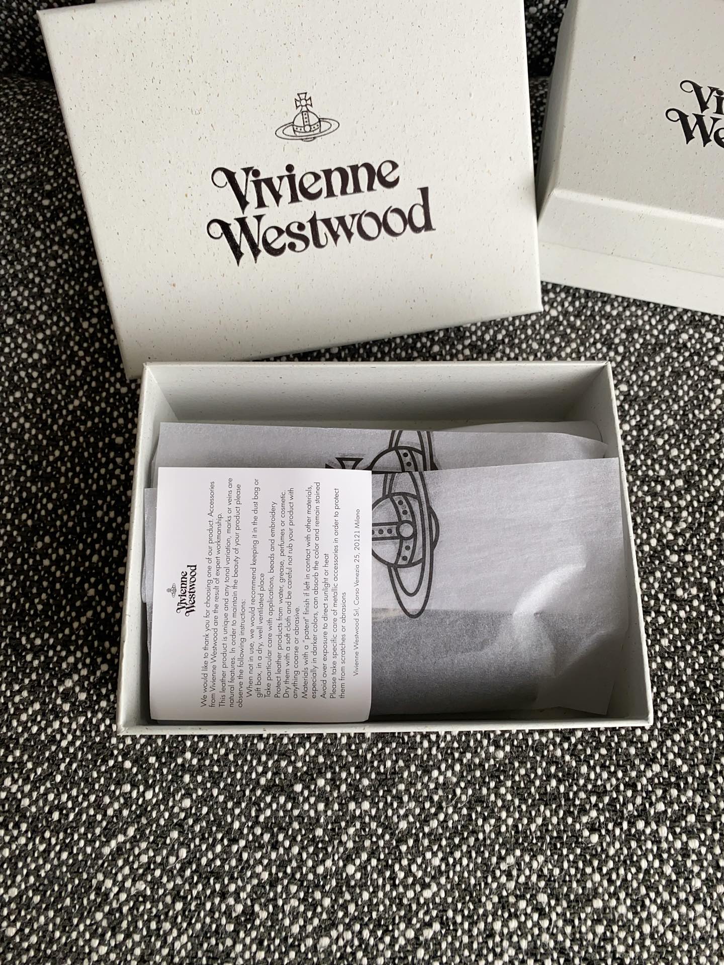 Vivienne Westwood 鱷魚壓紋三摺短夾錢包