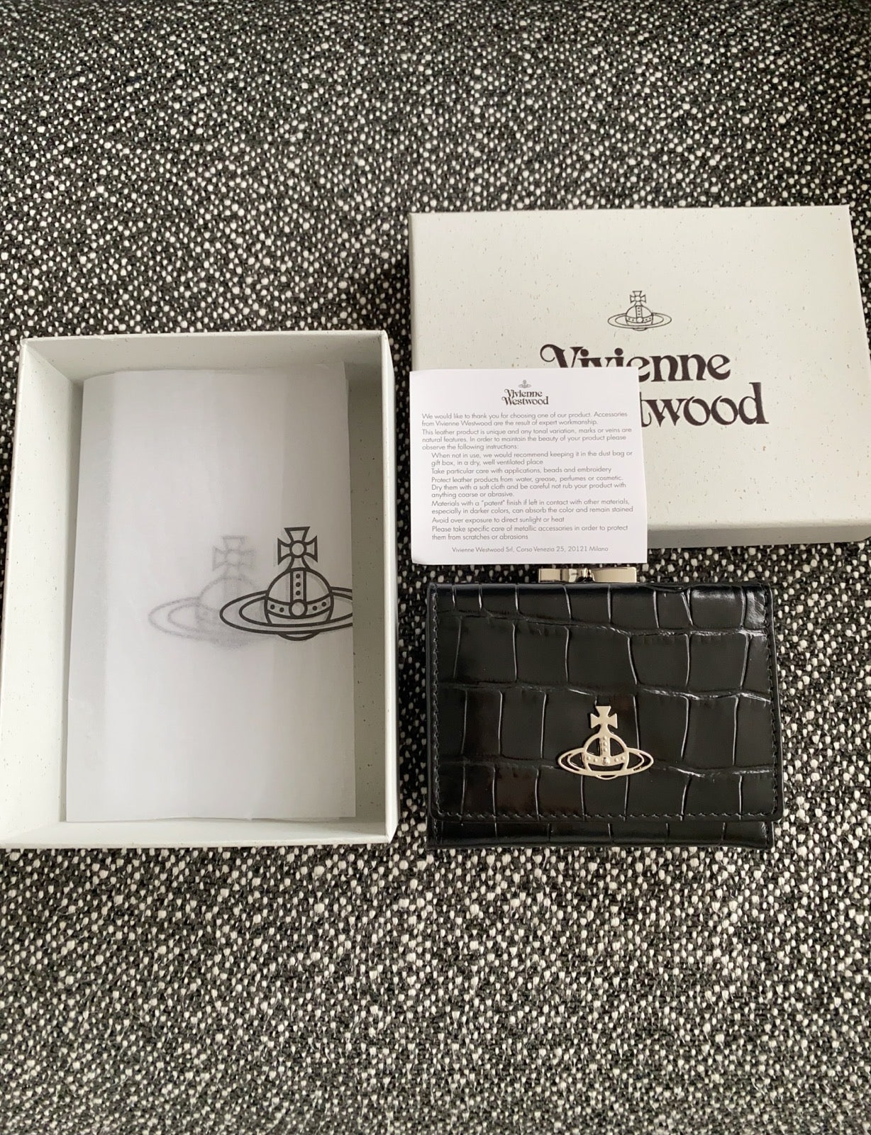 Vivienne Westwood 鱷魚壓紋三摺短夾錢包
