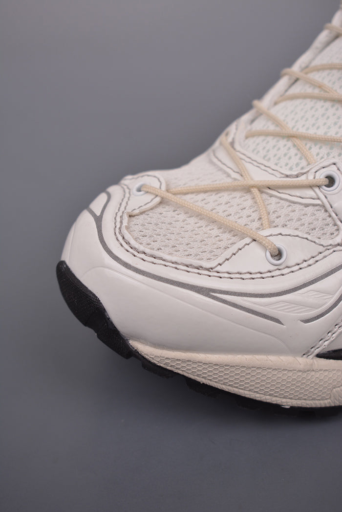 UNAFFECTED x ASICS Gel Kayano 14 白/黑