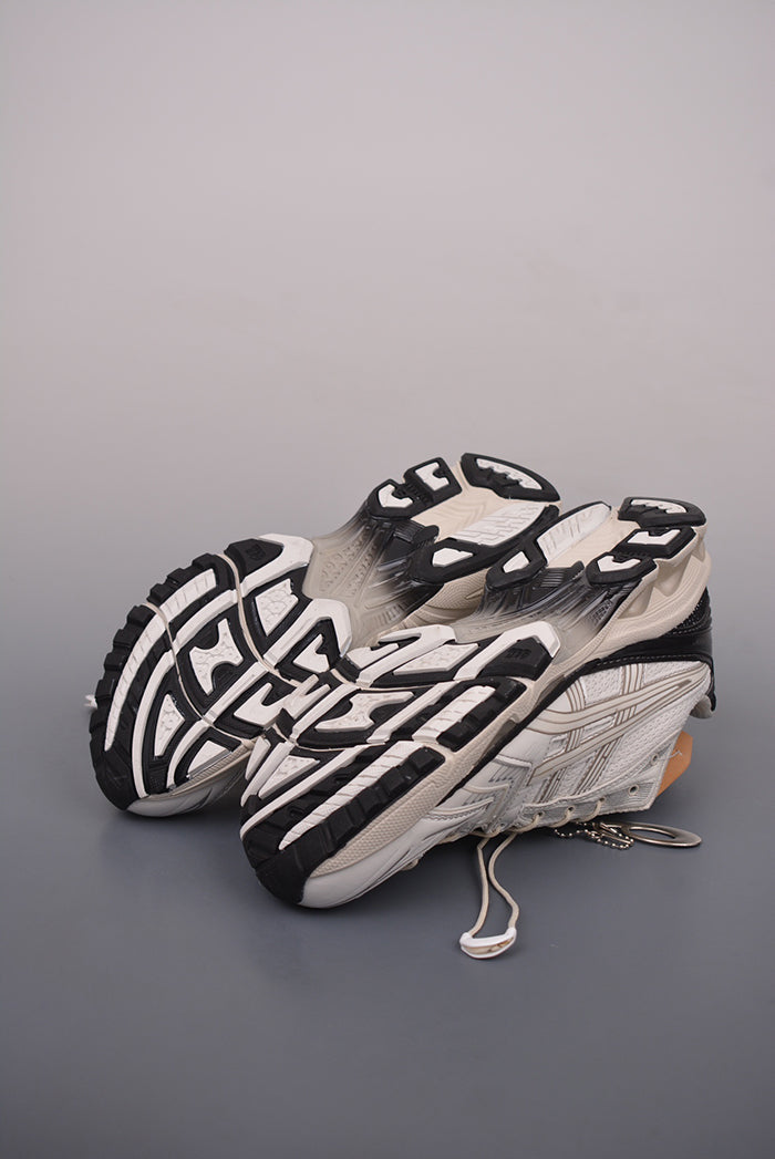 UNAFFECTED x ASICS Gel Kayano 14 白/黑