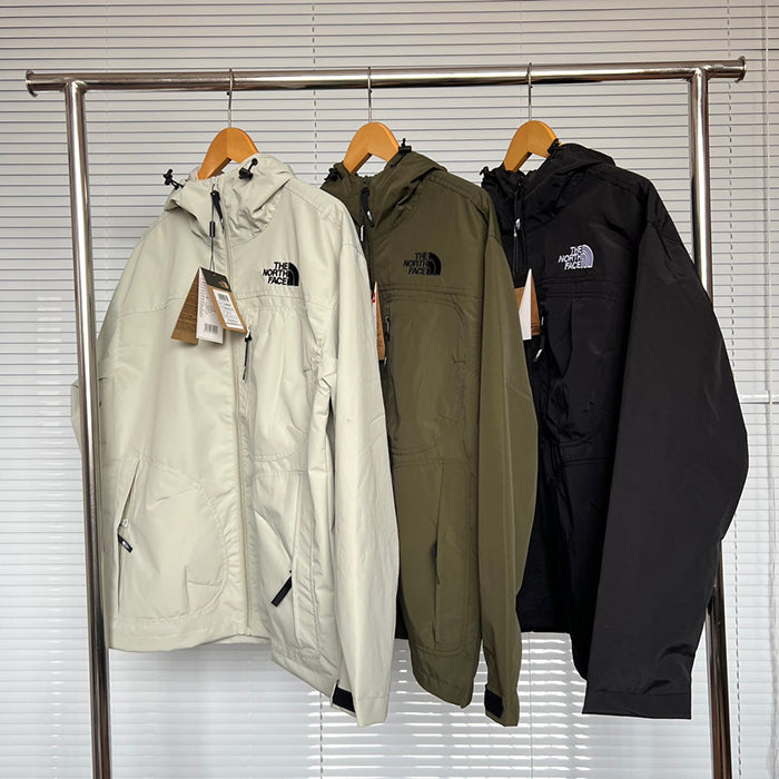 The North Face Classic Camper On Ball 連帽風衣外套